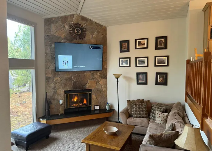 Great Kitchen, Ac, Sharc Access, Hot Tub, Bring Pet!