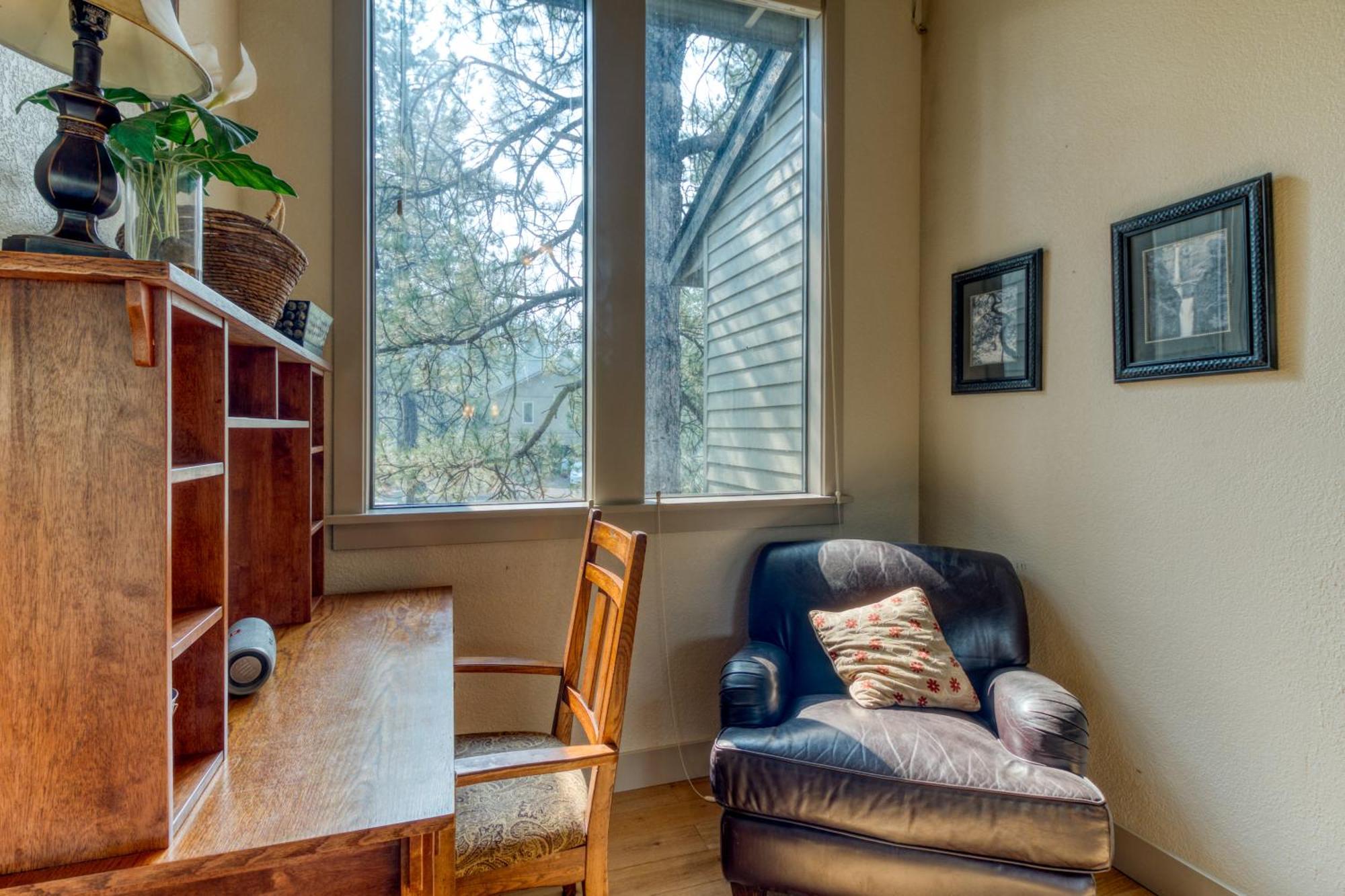 Great Kitchen, Ac, Sharc Access, Hot Tub, Bring Pet! * Sunriver